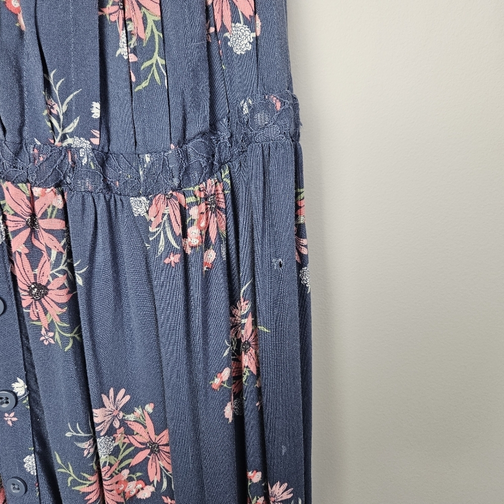 Torrid Blue Floral Tiered Ruffle Dress โ Size Large - Picture 5 of 8